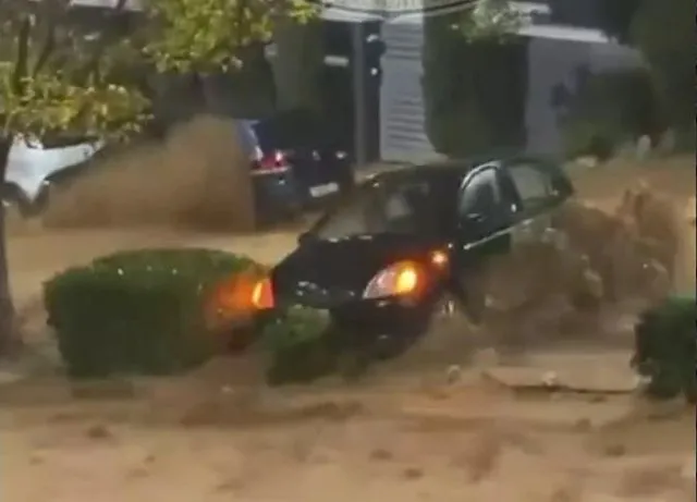 VIDEO/ Pamje apokaliptike nga moti i keq në Greqi