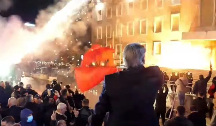 Berisha njofton protestën e rradhës, paralajmërimi: Do jetë shumë më e dhunshme!