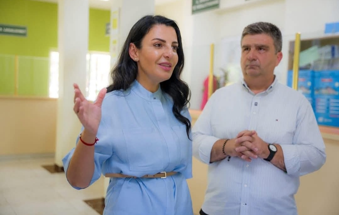 Ish zv.Kryeministrja sposton të besuarit e kryebashkiakut Fier