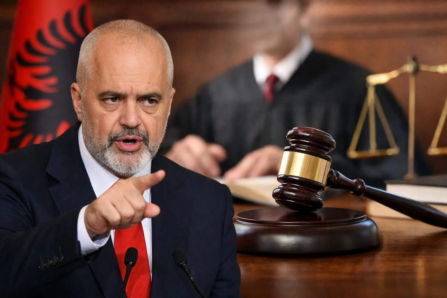 Përplasja për pagat e drejtësisë, Rama sulmon Shoqatën e Gjyqtarëve
