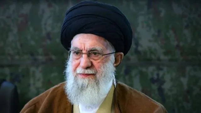 Dyshimet/ Khamenei mund të jetë vrarë, pritet reagimi i Teheranit