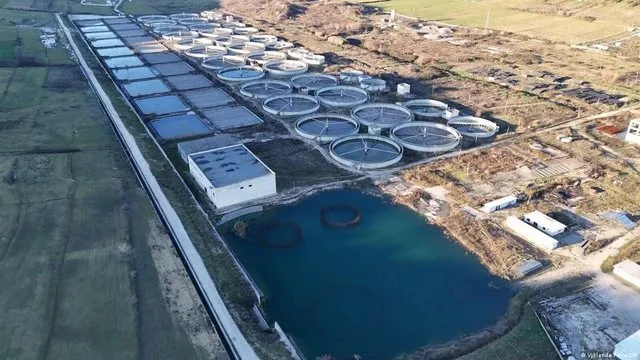 Shqipëria, e fundit në Europë për cilësinë e ujit