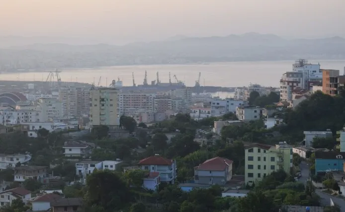 Ndotja e ajrit, një vrasës i heshtur në qytetet shqiptare