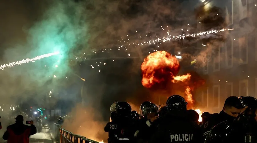 Nesër protesta e PD, blindohen institucionet, amerikanët në ‘alert’