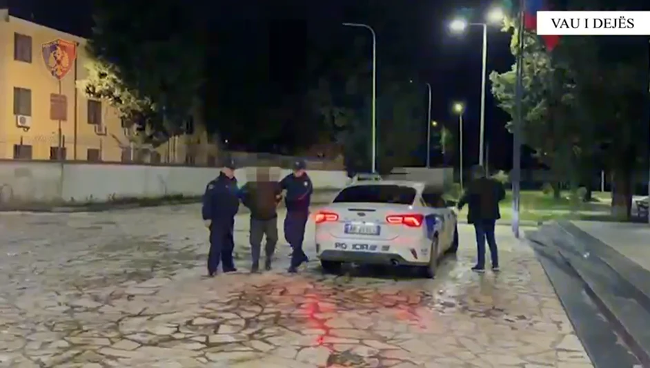 Ishte shpallur në kërkim për kultivim droge, arrestohet 46-vjeçari