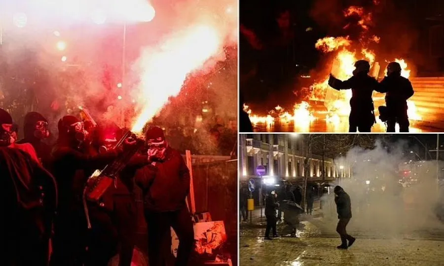 Media botërore i bëjnë jehonë protestës së opozitës në Tiranë