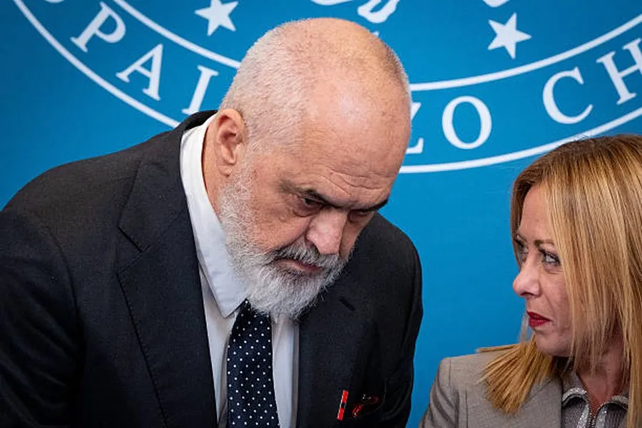 Mediat italiane: Rama takson 15% pensionistët italianë në Shqipëri