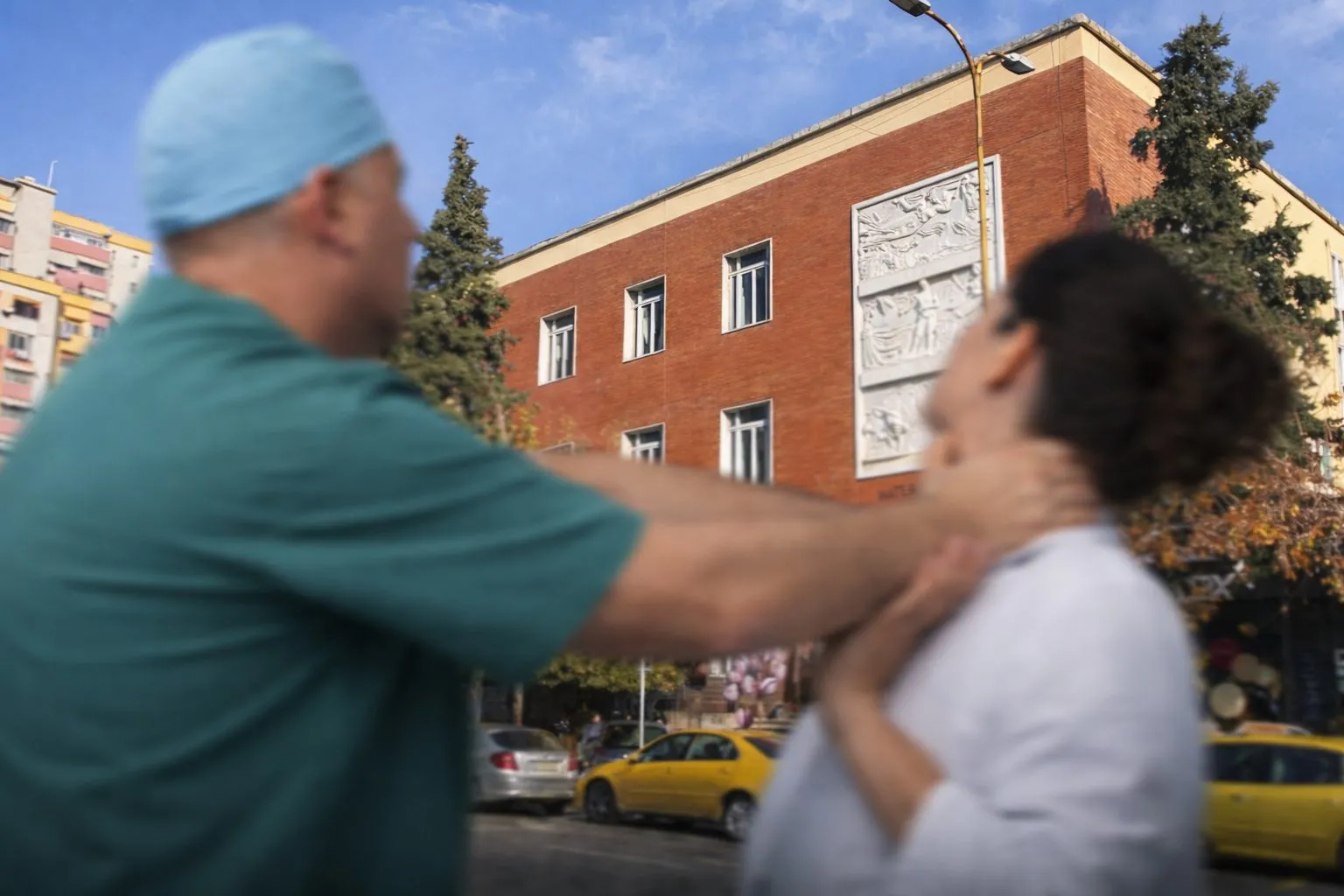 “Më kapi për fyti”, plas sherri në maternitetin “Mbretëresha Geraldinë”