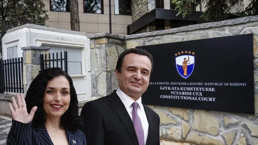 S’ka zgjedhje në Kosovë, Kushtetuesja rrëzon Vjosa Osmanin