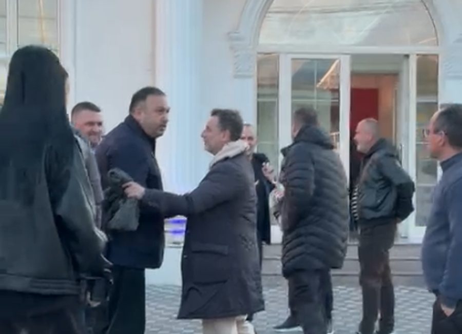 Erion Braçe nuk humb më kohë, nis takimet nga Lapraka për Tiranën