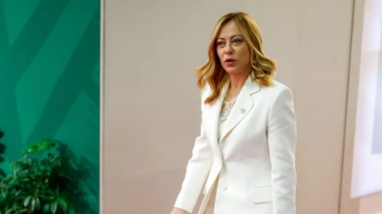 Meloni e prerë: Italia nuk ka ndërmend të përfshihet në luftë!