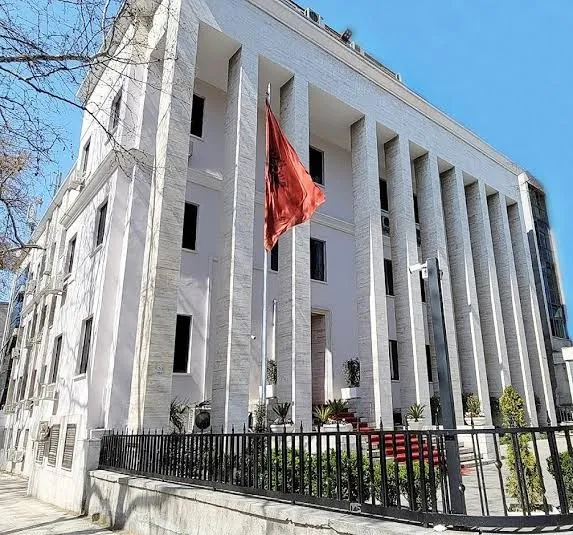 Gjykata e Lartë rrëzon rekursin e Vullnet Muçës dhe Vlash Brahjës