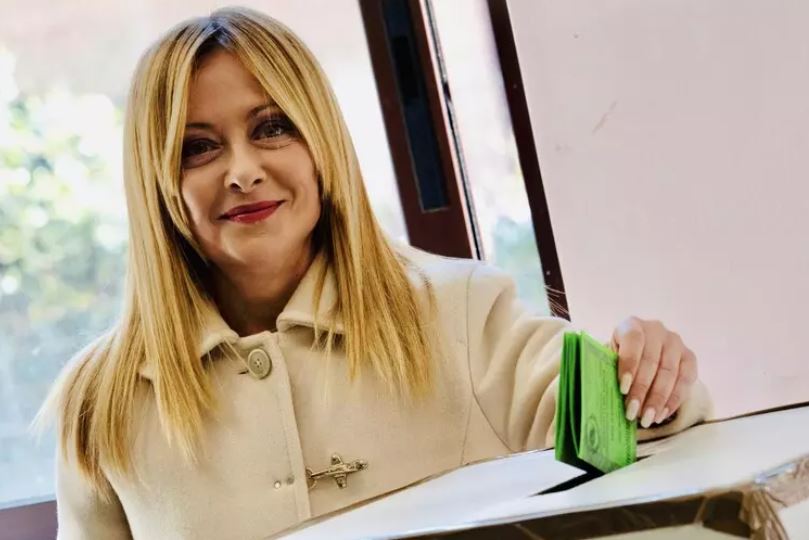 Italianët refuzojnë nismën e Melonit, kryeministrja: Respektojmë vendimin!