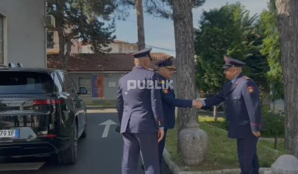 Skënder Hita ‘zbarkon’ në Korçë, zbardhen porositë për strukturat