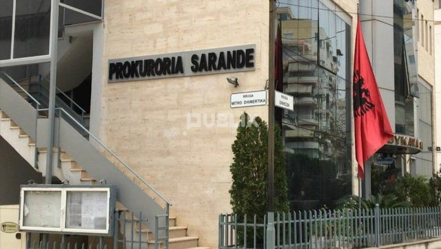 Lëshohen urdhër-arreste për efektivë policie, zyrtarë dhe biznesmenë