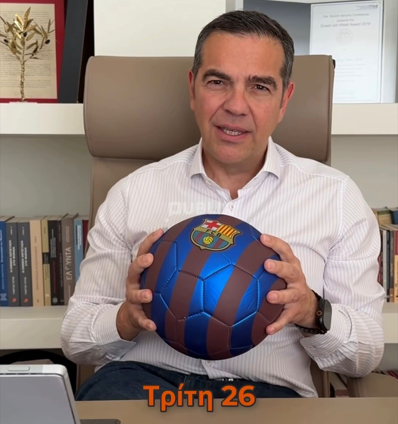 Alexis Tsipras trazon politikën greke me rikthimin e fuqishëm