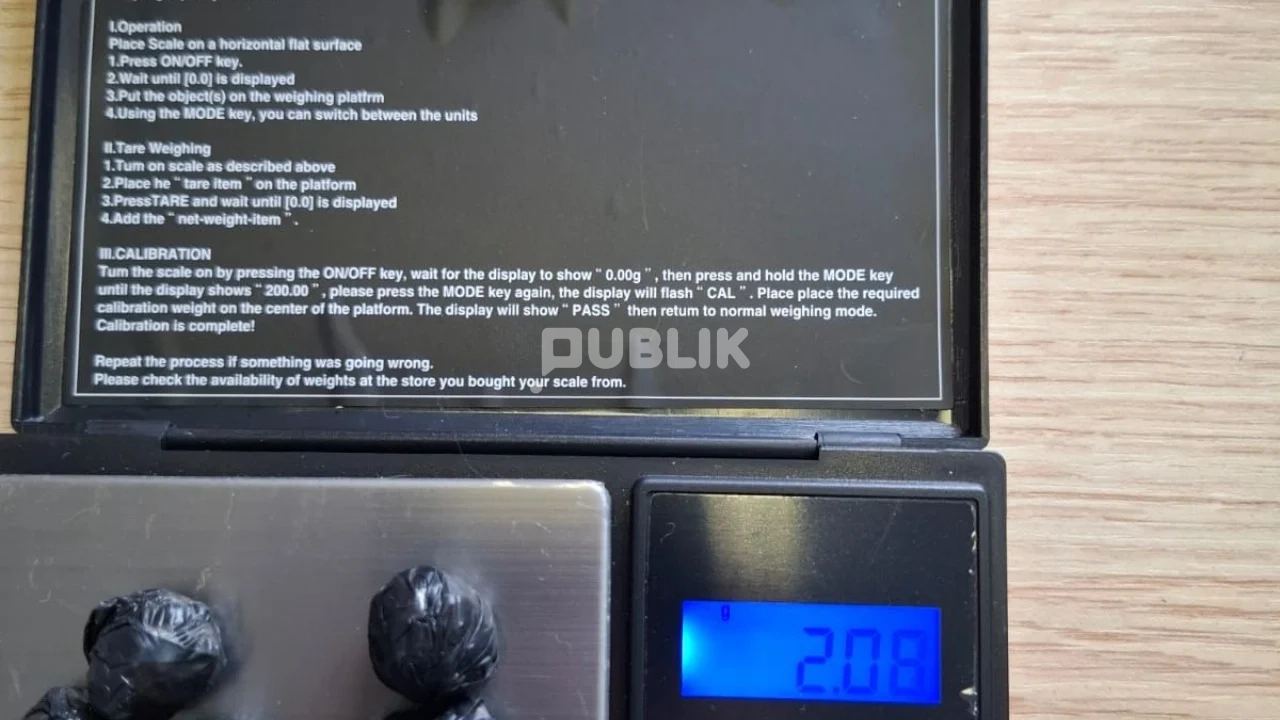 “Furtunë” procedimesh në burgun e Fierit, gjendet alkool e drogë