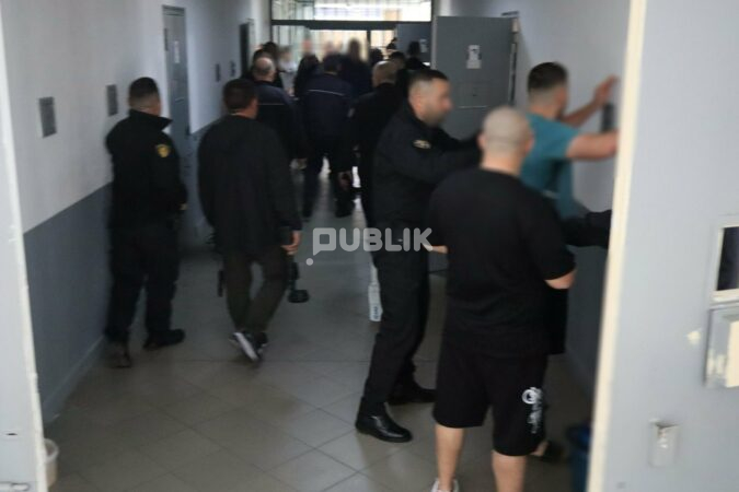 Kontrolle të befasishme në burgjet e Fierit, Vlorës dhe Peqinit