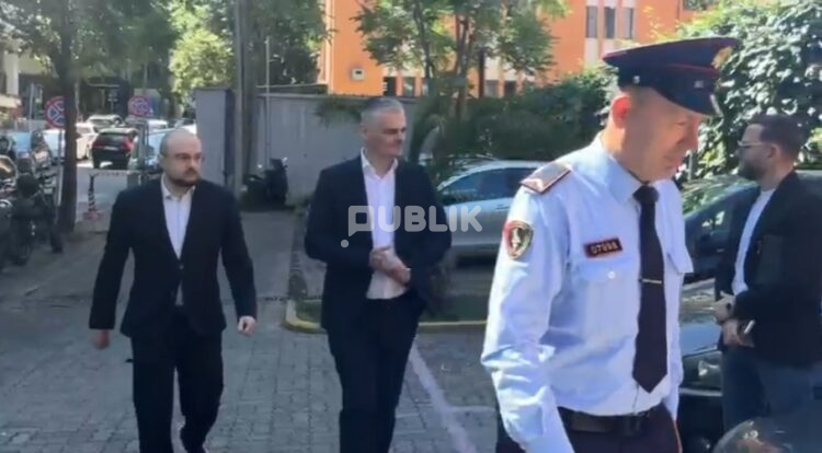 Ish-vartësit e Ballukut, Gentian Gjyli dhe Erald Elezi paraqiten në GJKKO