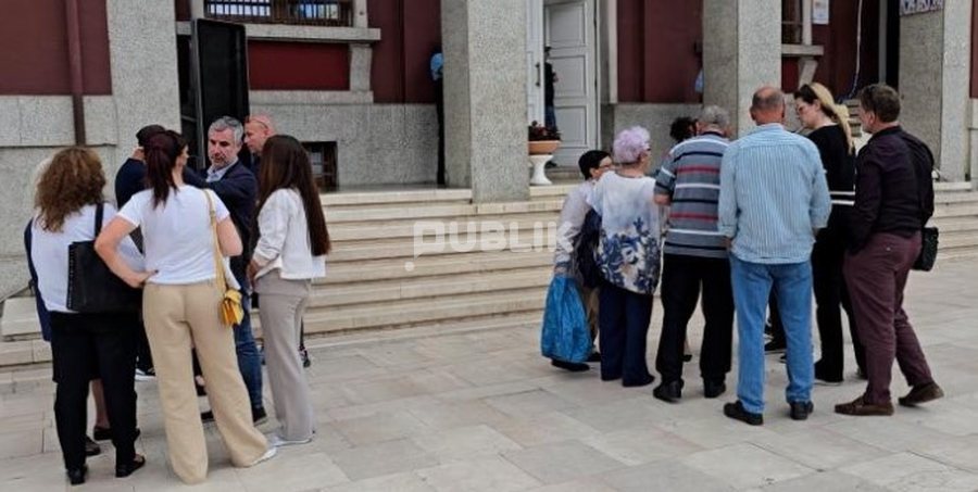 Projekti TID, banorët e prekur sërish protestë në Bashkinë e Durrësit