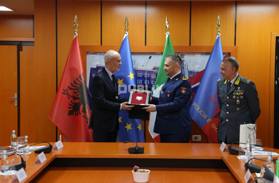 Policia e Shtetit dhe Guardia di Finanza nisin fushatën antikanabis