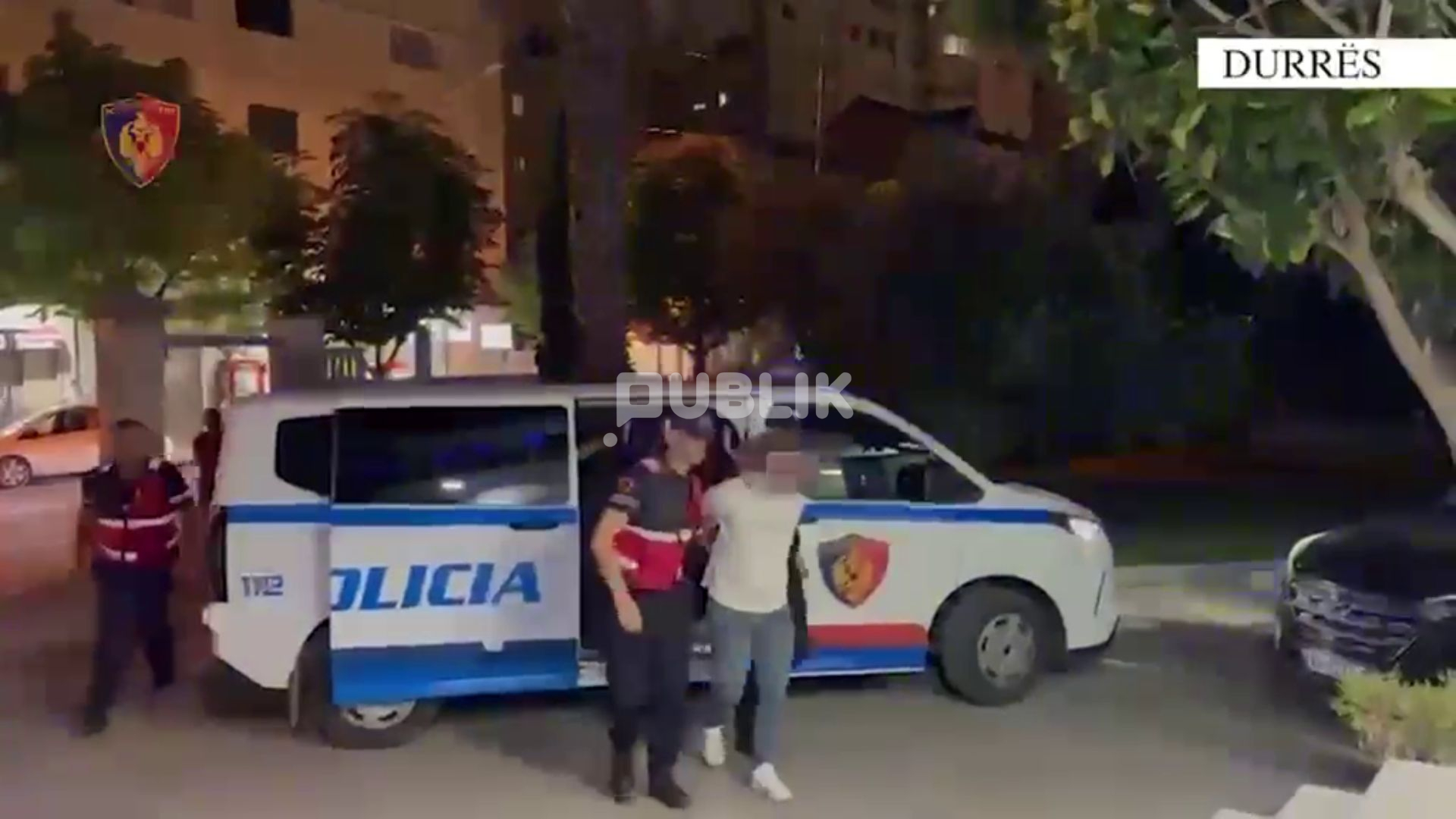 Shpërndanin drogë pran shkollave, 17 persona në pranga