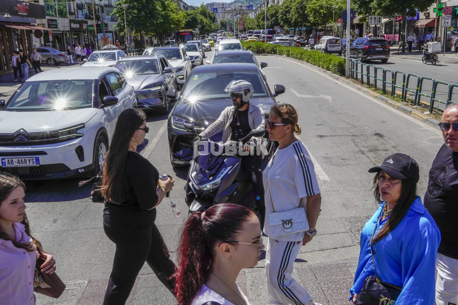 Bashkia e pranon: Ajri i Tiranës, në nivele alarmante të ndotjes