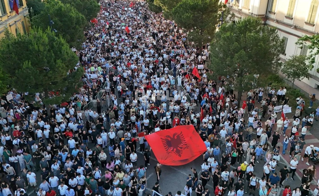 Protesta për Zvërnecin “pushton” mediat ndërkombëtare