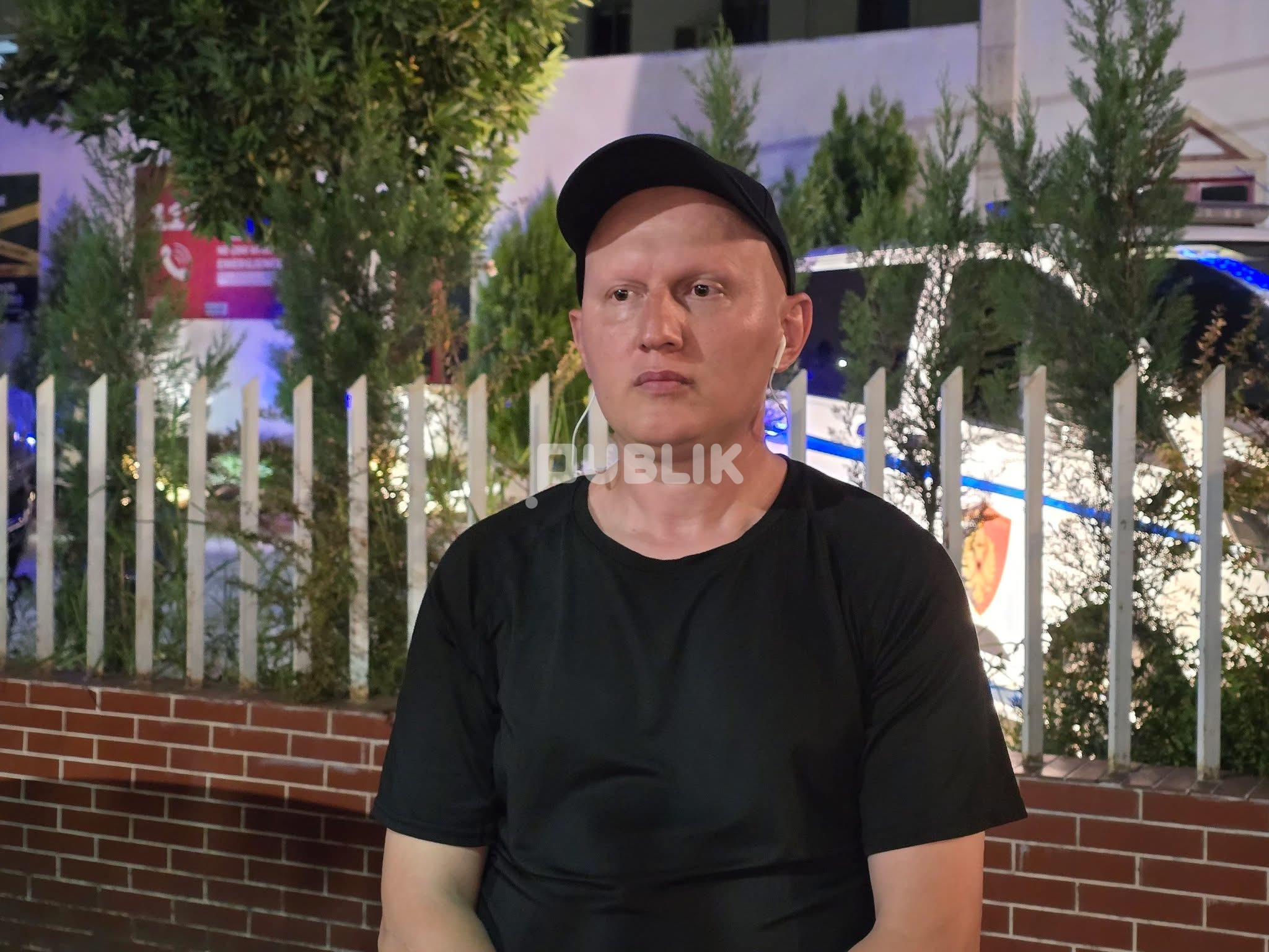 Gazetari  Stafa sulmohet nga dy persona dhe i kallëzon në polici