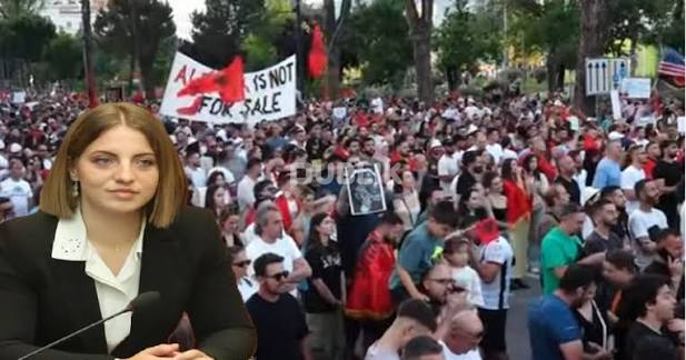 Largimi i “neomalësores” nga PS dhe prapaskenat e vendimit
