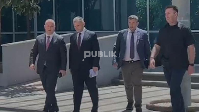 Skënder Hita zbarkon në GJKKO, inspekton masat e sigurisë