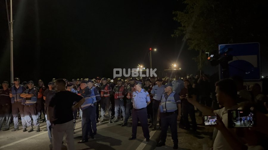 Misteri i protestës, si përfunduan qytetarët në Rinas në mesnatë