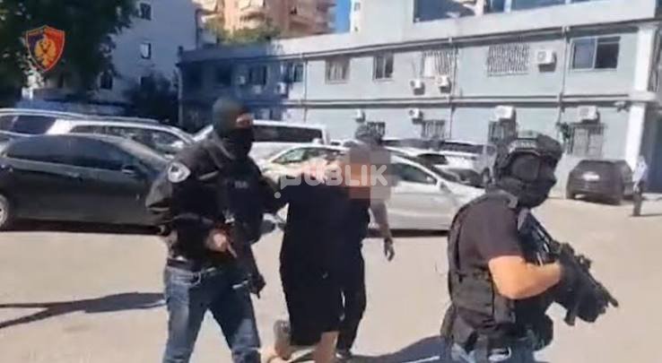 Ishte në kërkim ndërkombëtar,  arrestohet në Tiranë 48-vjeçari