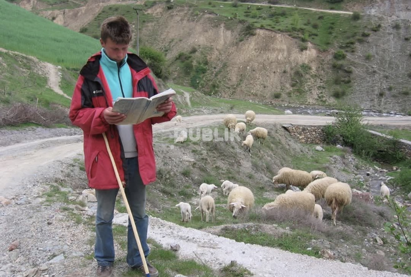Si u katandisën MËSUESIT SHQIPTARË gjatë sundimit të  RAMËS