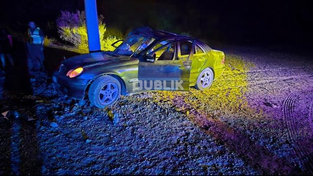 Minoreni i mori makinën fshehtas babait, puthet me shtyllën