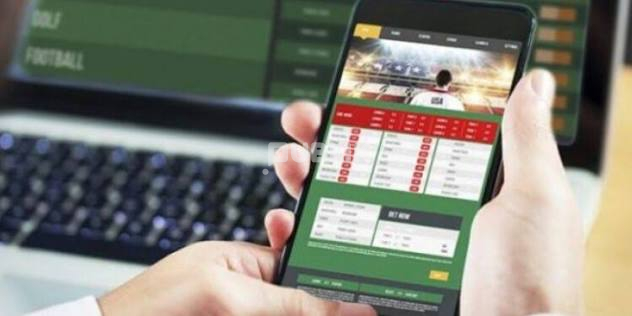 Rihapen bastet online në Shqipëri, pritet hapja e garës për 10 licenca