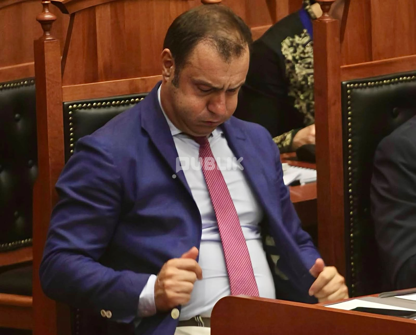 “Nuk do vjedhim si këta”… por pasuria e Eduard Shalsit flet ndryshe