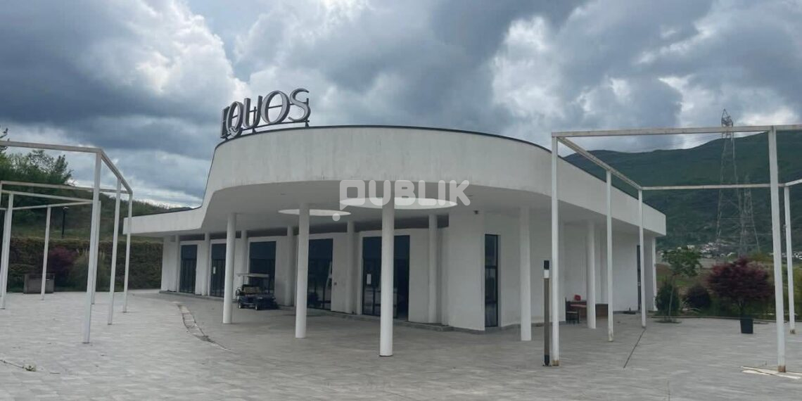 Equos Resort i ‘bosëve të AKSH-it’ jepet me qira për 3.400 € në muaj