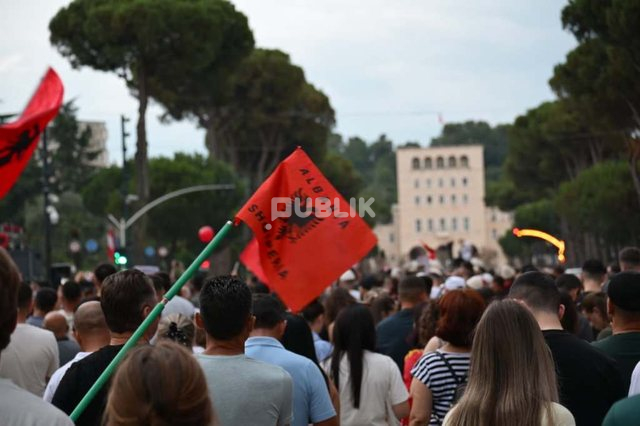 “Albanian Files”/ Protestuesit paralajmërojnë kallëzim ndaj Ramës