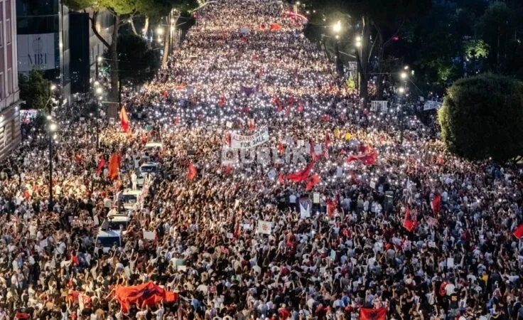 Sot protesta e 43-të e qytetarëve kundër epokës Rama-Berisha