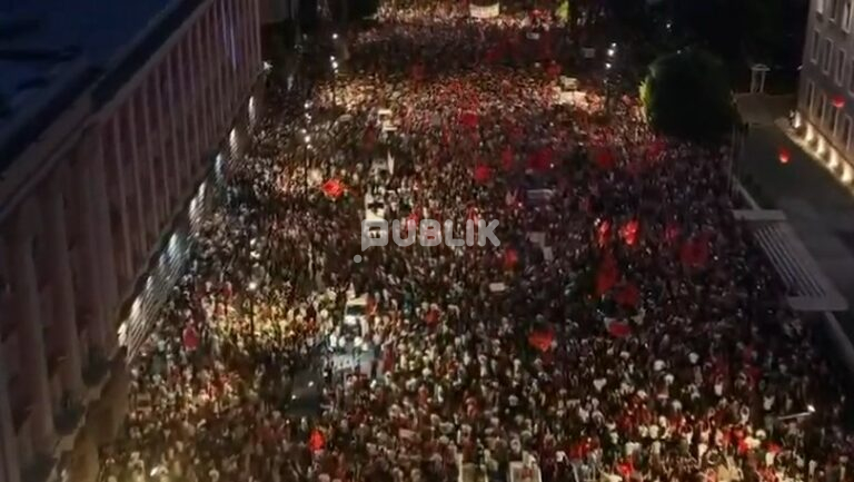 Sot mbahet protesta e 32-të kundër epokës Rama-Berisha