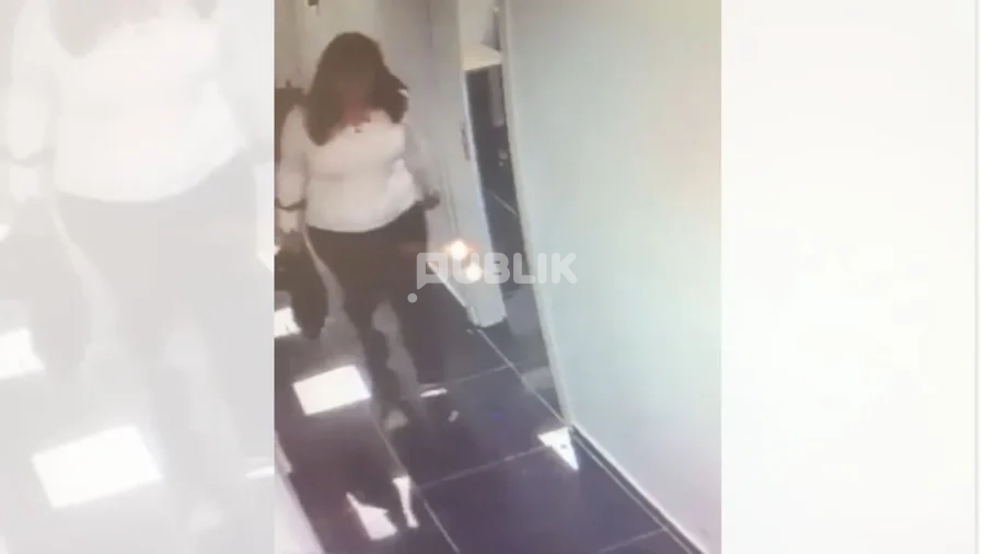 Dalin pamjet kur ish-shefja e financës merr para nga arka me thes