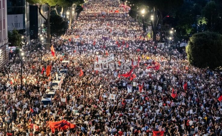 Dita e 45-të e protestës, qytetarët kërkojnë largimin e qeverisë