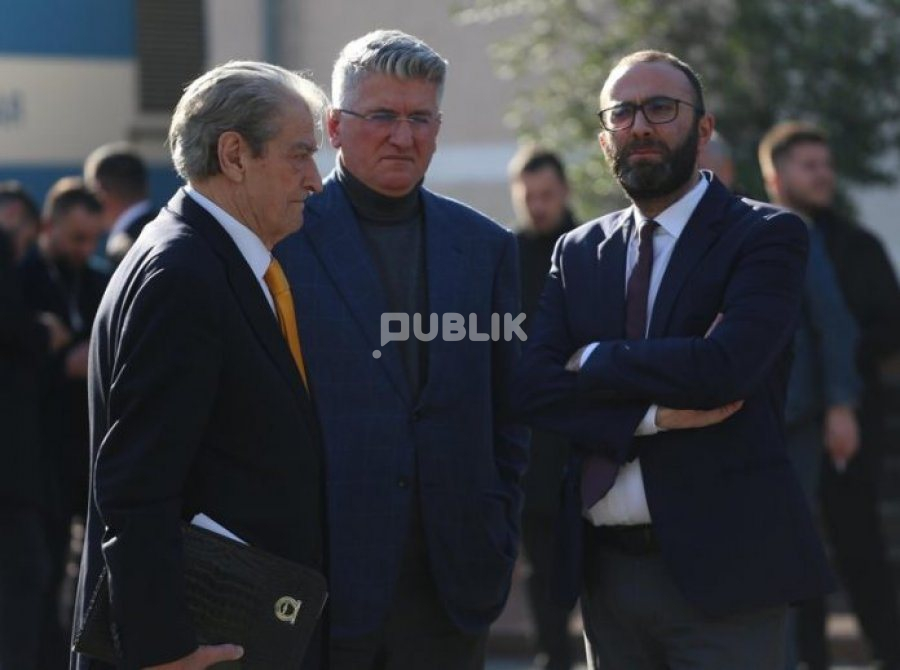Kredia prej 302 mln $ nga SHBA, PD bojkoton seancën