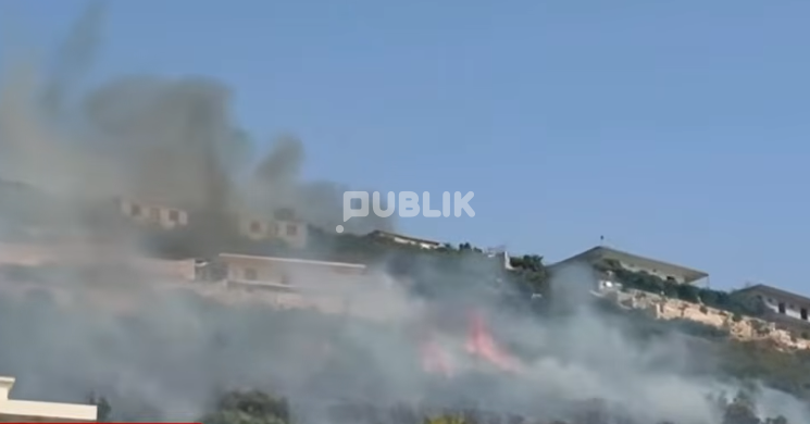 Zjarr mbi tunelin e Vlorës, flakët afrohen pranë Ujit të Ftohtë