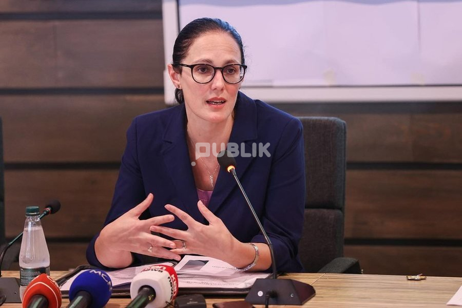 Lind biznesi i patronazhimit financiar të qytetarëve