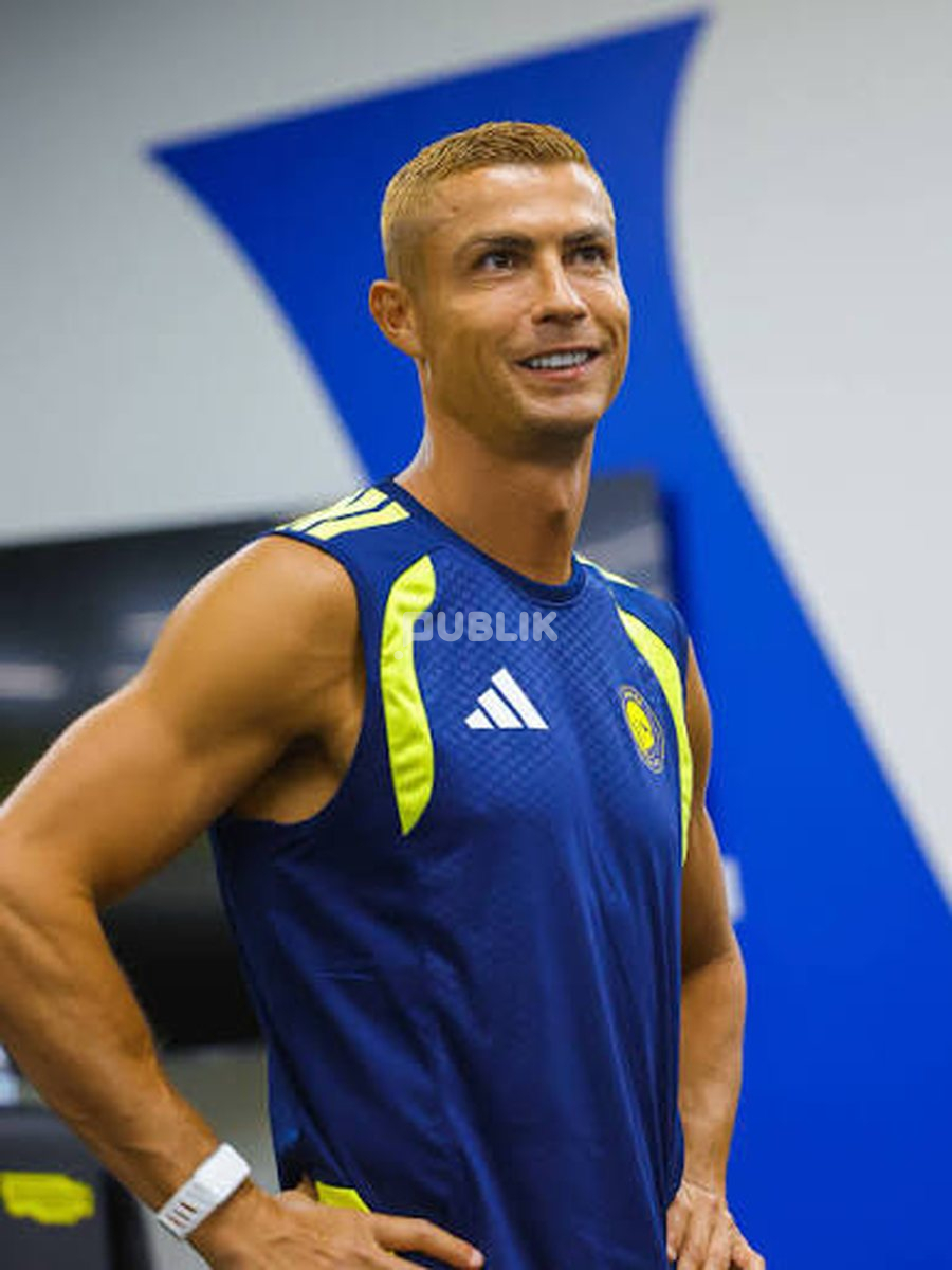Kristiano Ronaldo drejt lajmtumirës, “var këpucët në gozhdë”