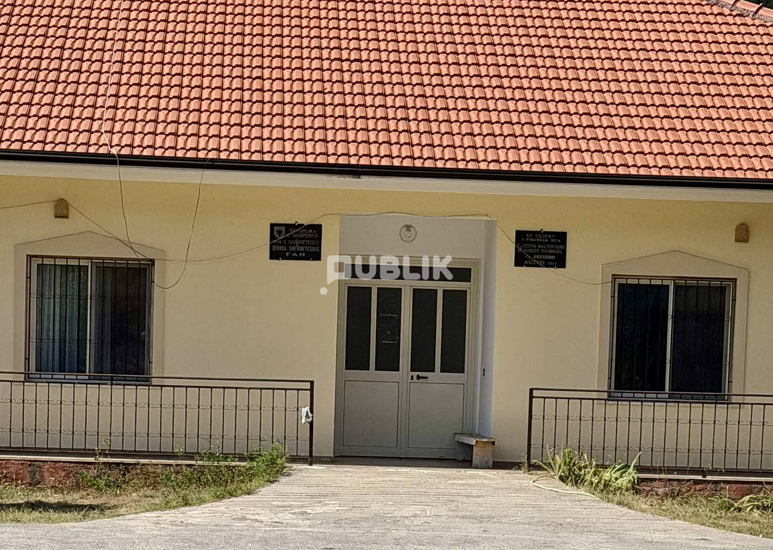 Qendra Shëndetësore në Fan e mbyllur jashtë funksioni