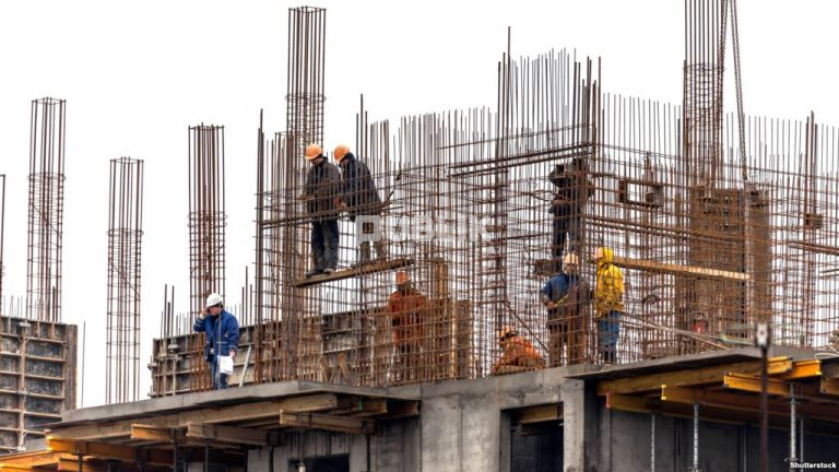 Ndërtimi merr hov, statistikat mbeten në mjegull: 30.7% më shumë leje, por jo të gjitha bashkitë raportuan