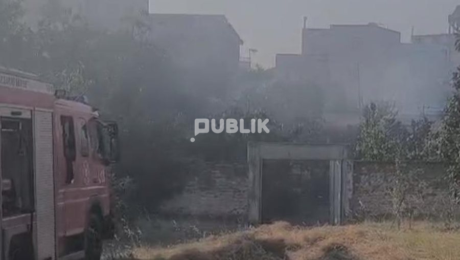 Zjarr pranë QSUT-së në Tiranë, banesa përfshihet nga flakët